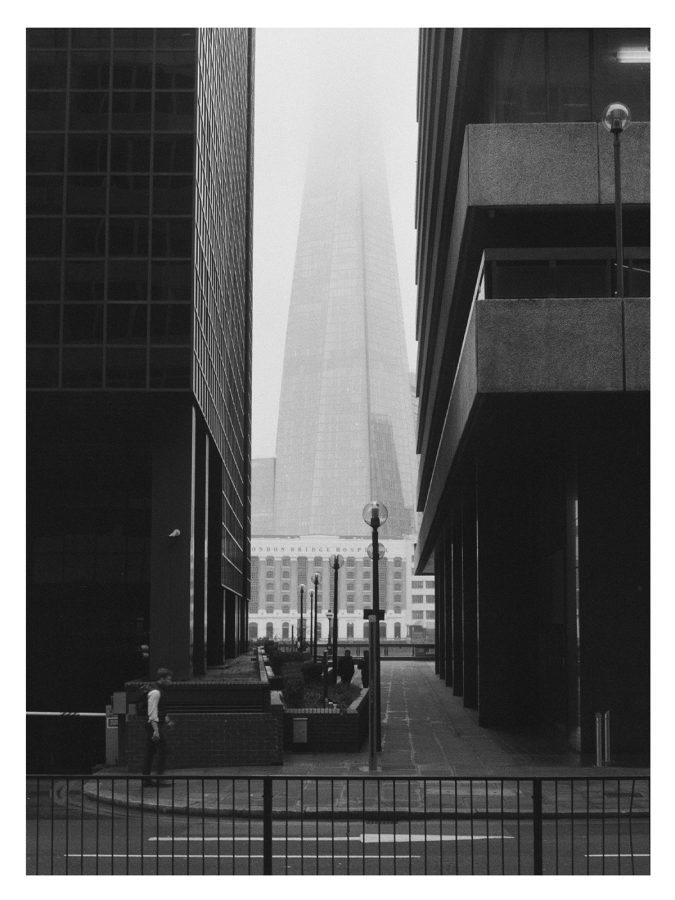 London, United Kingdom (2022) - Ilford HP5 Plus | Image: Nicholas Hall
