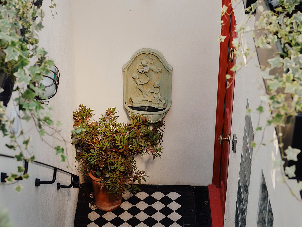 The Hidden Entrance to The Netty on St. Giles Road in Oxford