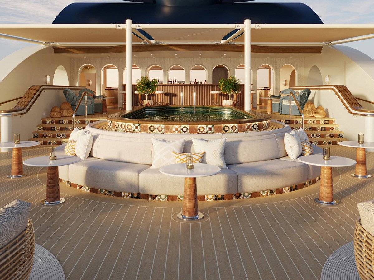 Four Seasons I yacht deck